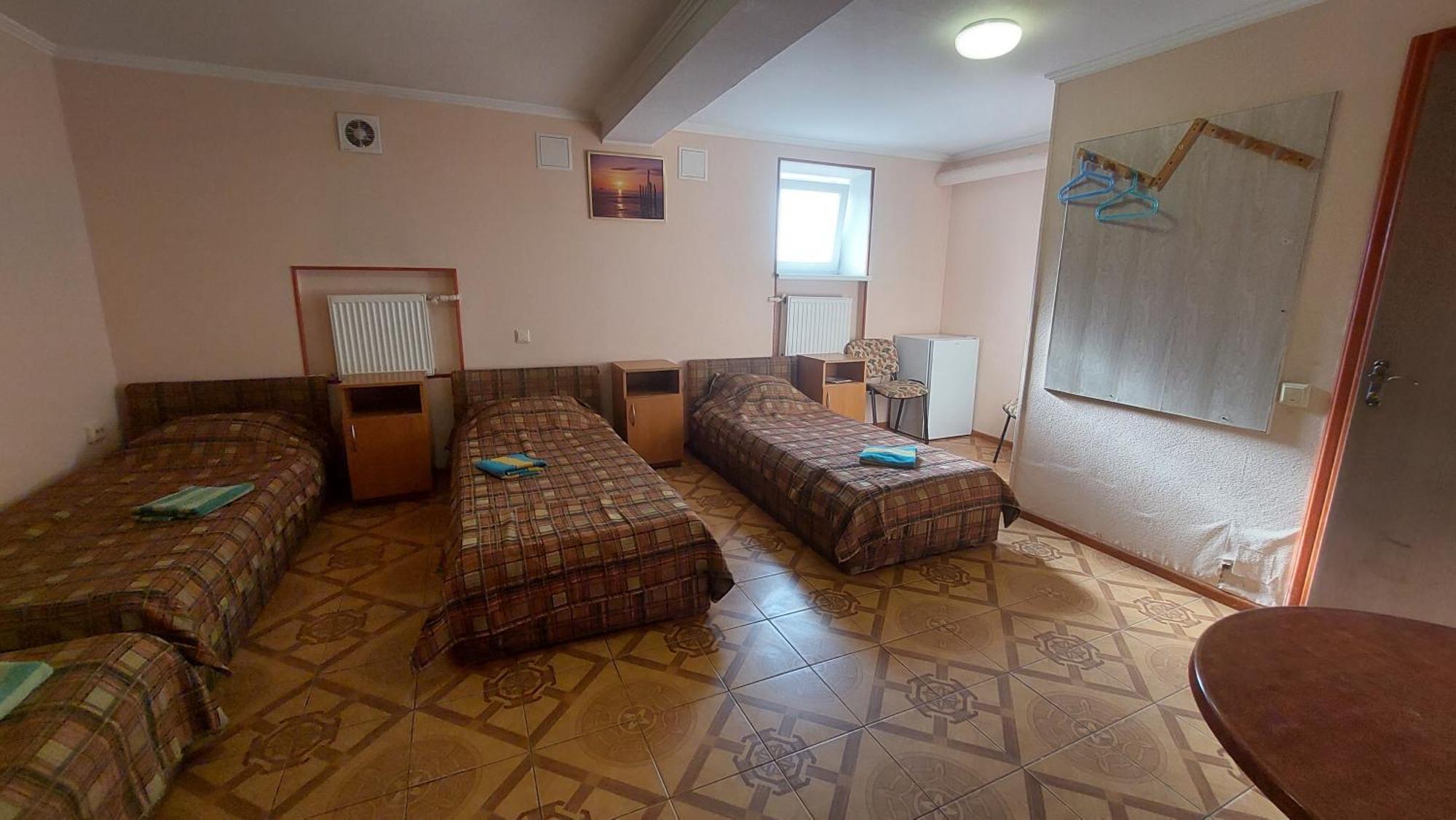 Hotel Desna KUT Kiev Buitenkant foto