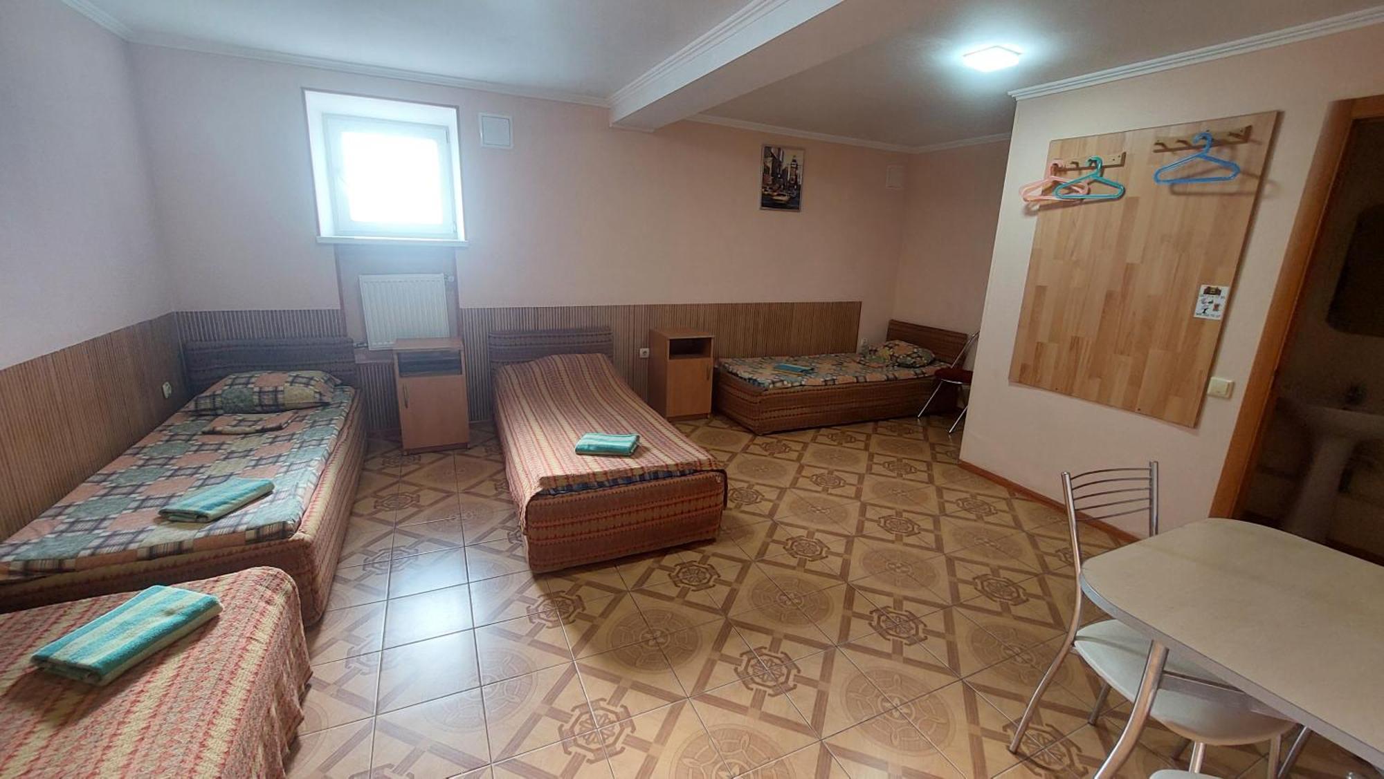 Hotel Desna KUT Kiev Buitenkant foto