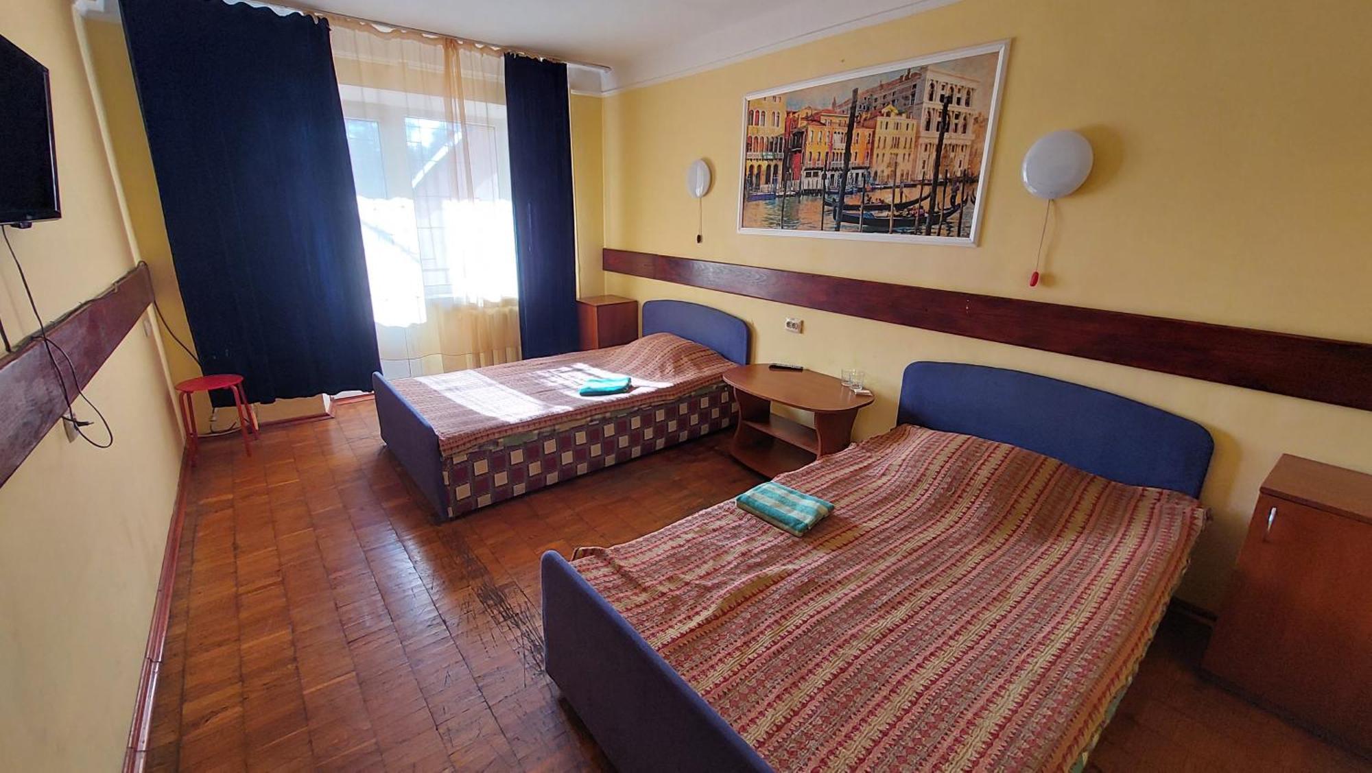 Hotel Desna KUT Kiev Buitenkant foto