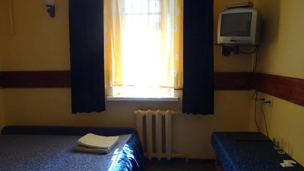 Hotel Desna KUT Kiev Buitenkant foto